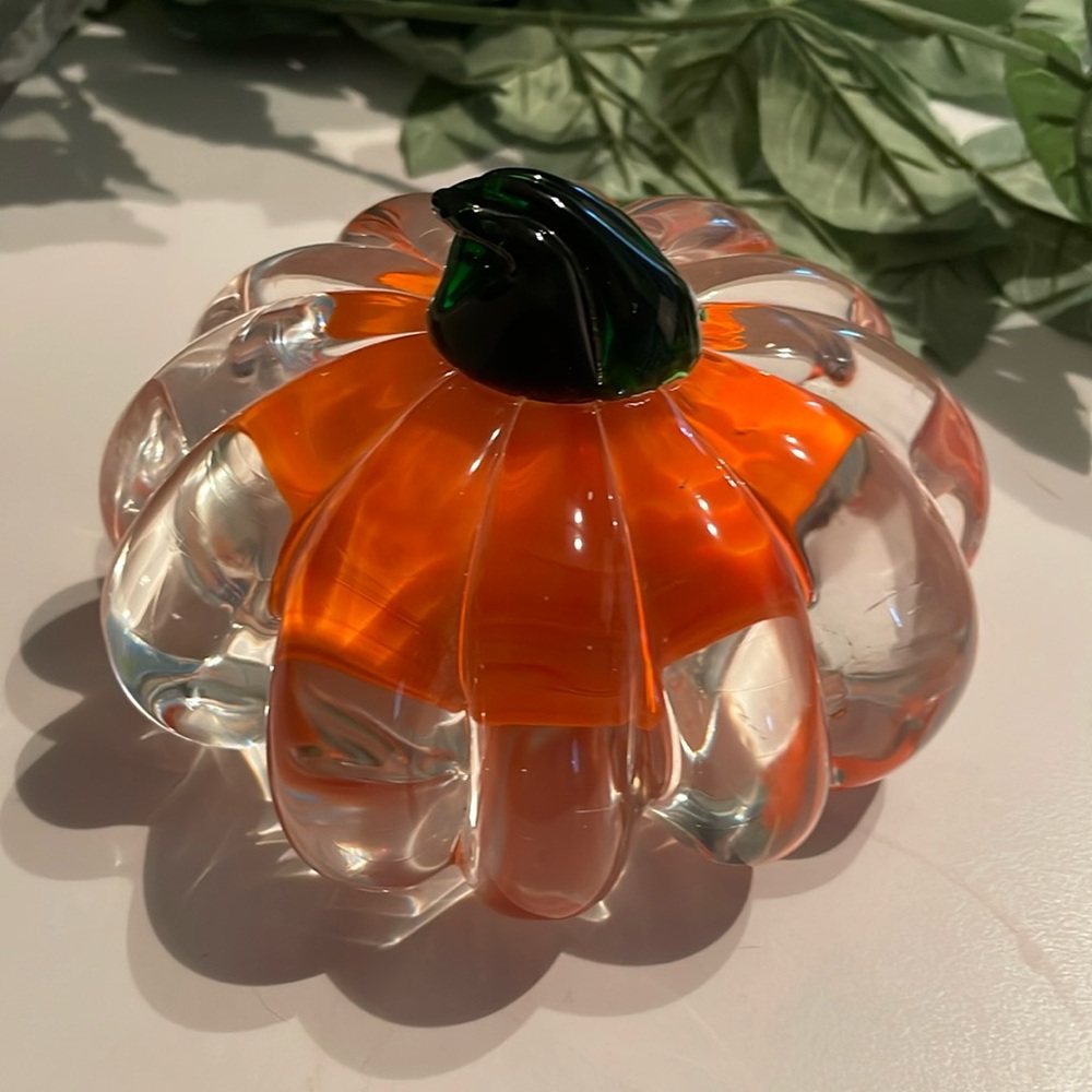 Crystal Pumpkin Paperweight Decoration!